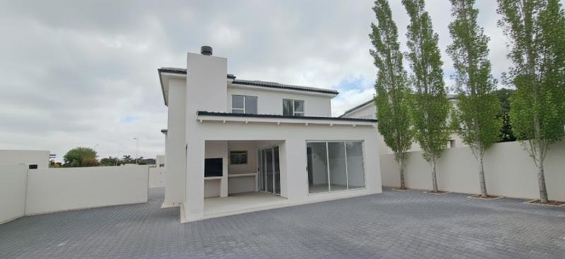 To Let 3 Bedroom Property for Rent in Eden Park Western Cape